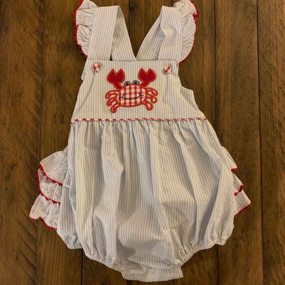 Crab ruffle bubble. - Picture 2 of 5